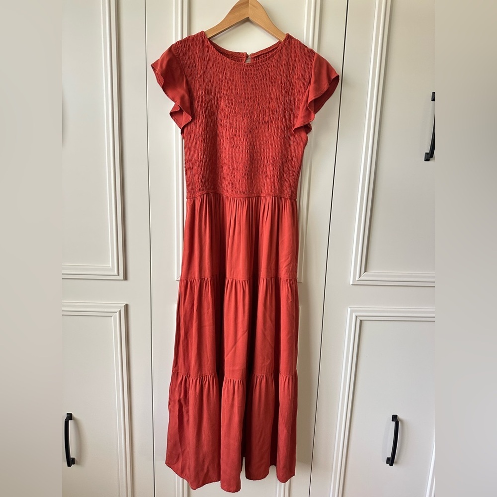 Zesica Smocked Bodice Flutter Sleeve Midi Dress Burnt Orange/Rust Size S